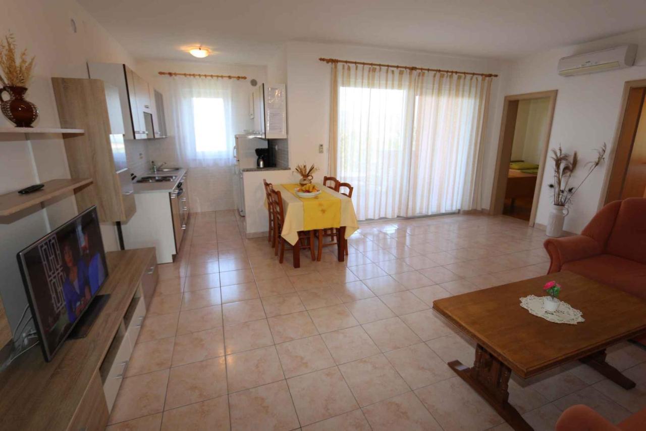 Apartments In Silo/Insel Krk 13430 Extérieur photo