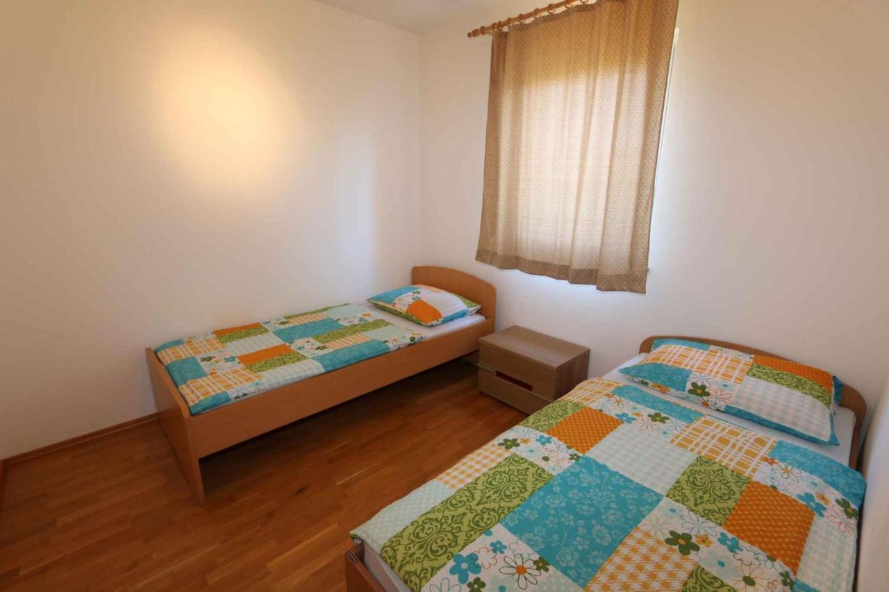 Apartments In Silo/Insel Krk 13430 Extérieur photo