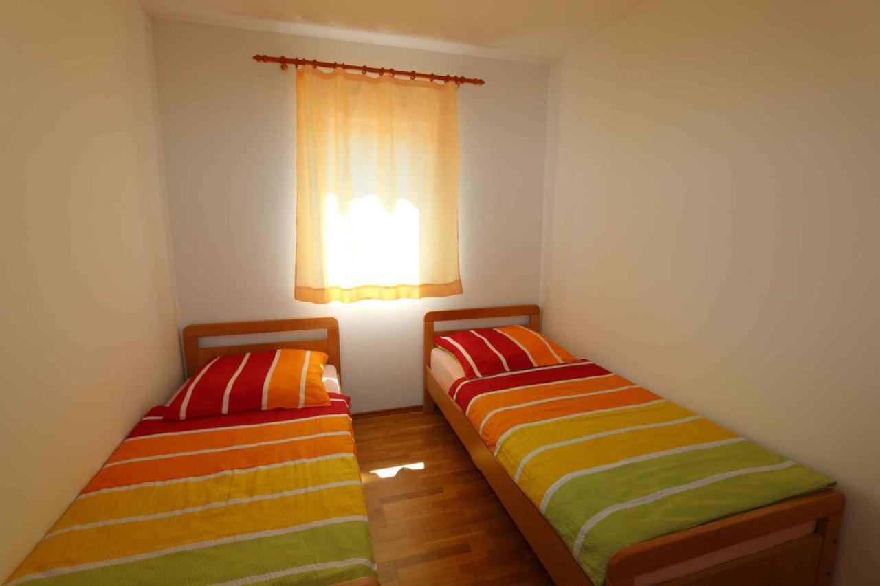 Apartments In Silo/Insel Krk 13430 Extérieur photo