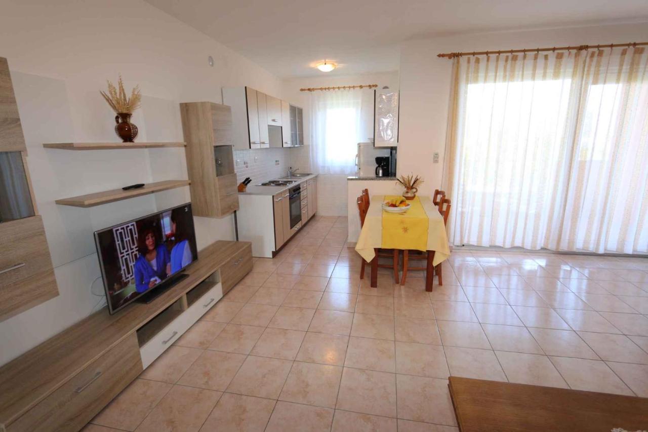 Apartments In Silo/Insel Krk 13430 Extérieur photo