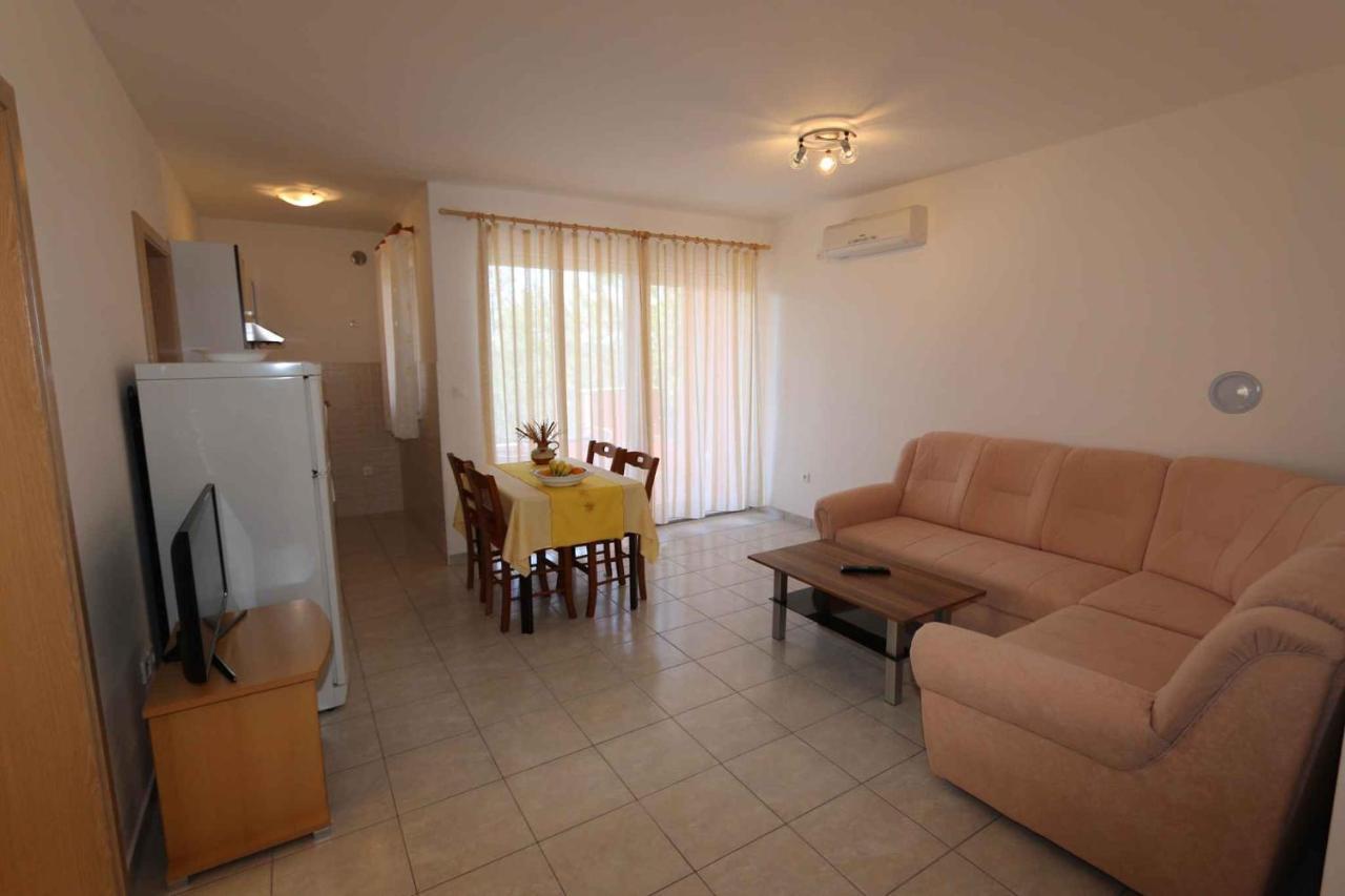 Apartments In Silo/Insel Krk 13430 Extérieur photo